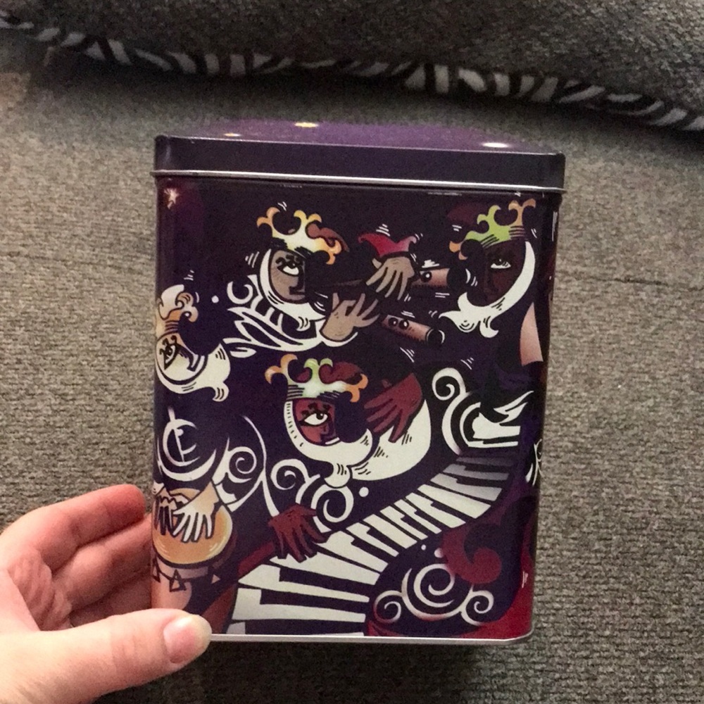1997 Starbucks tin